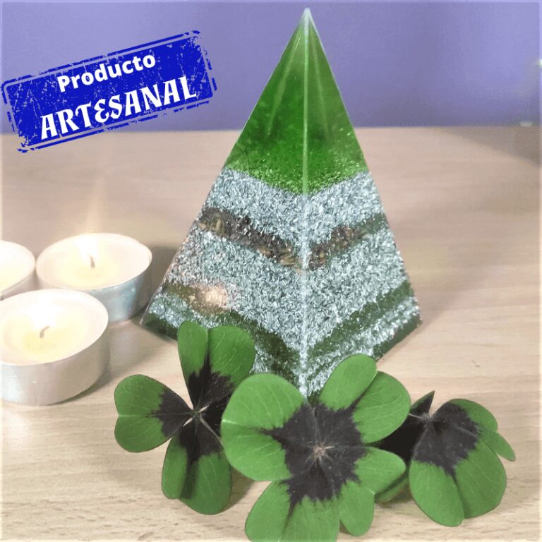 piramide-atraedinero-mesita-de-noche-orgonitasenluz
